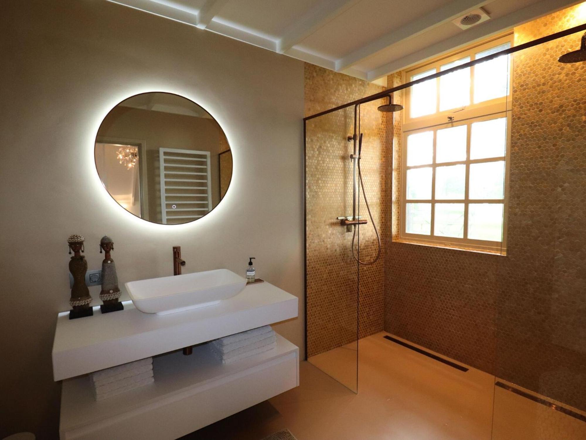 Villa On An Estate In Rheezerveen With Garden ภายนอก รูปภาพ